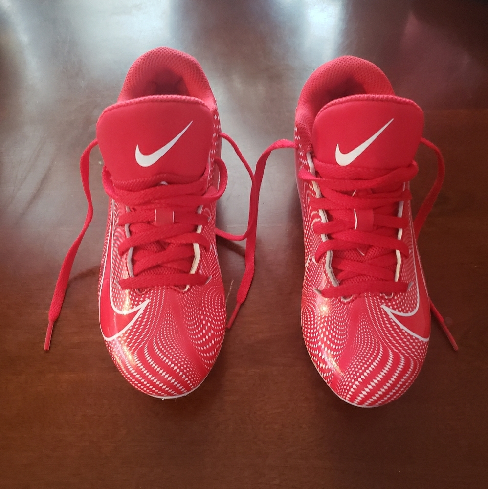 Nike Size 3 Cleats